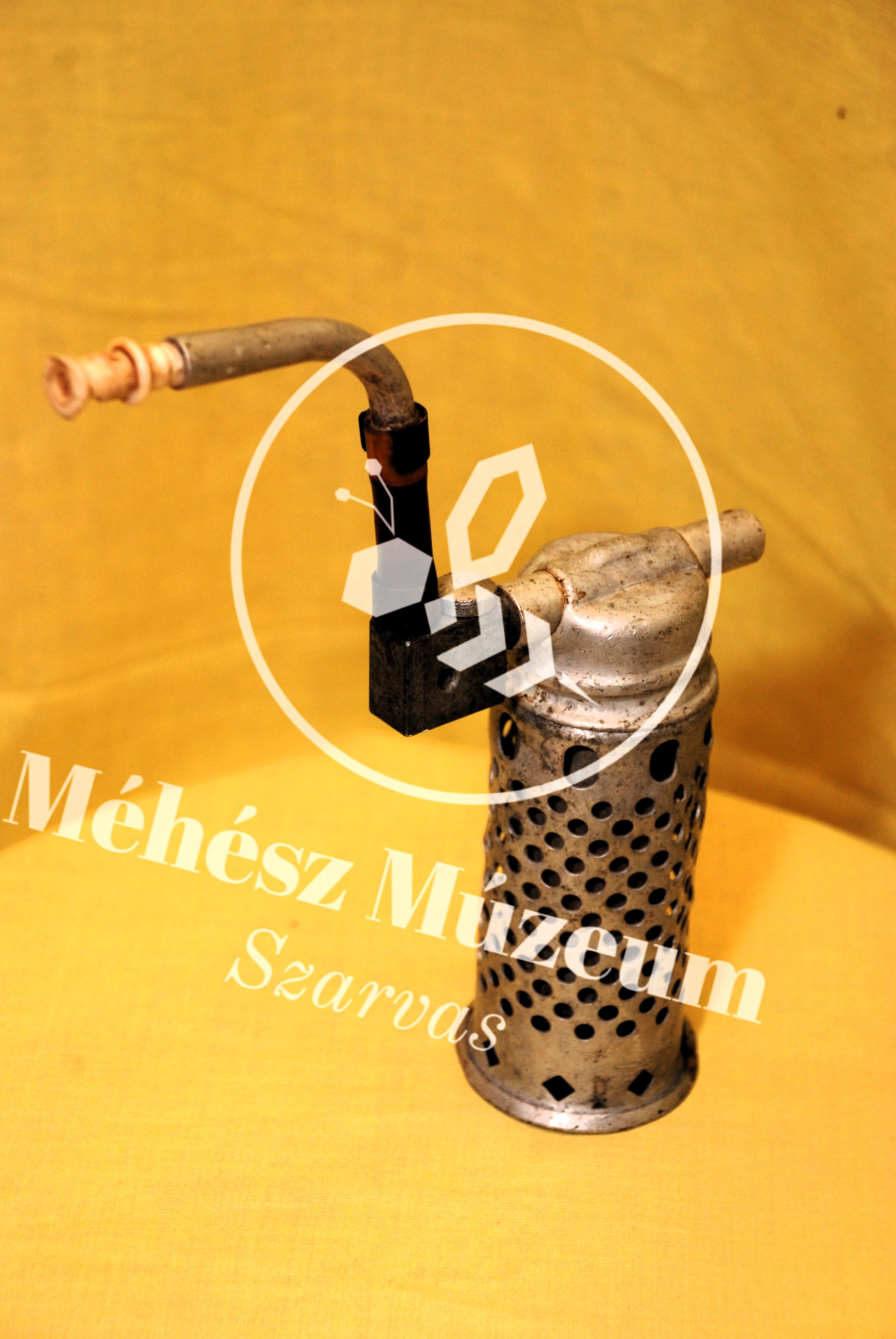 Méhész pipa